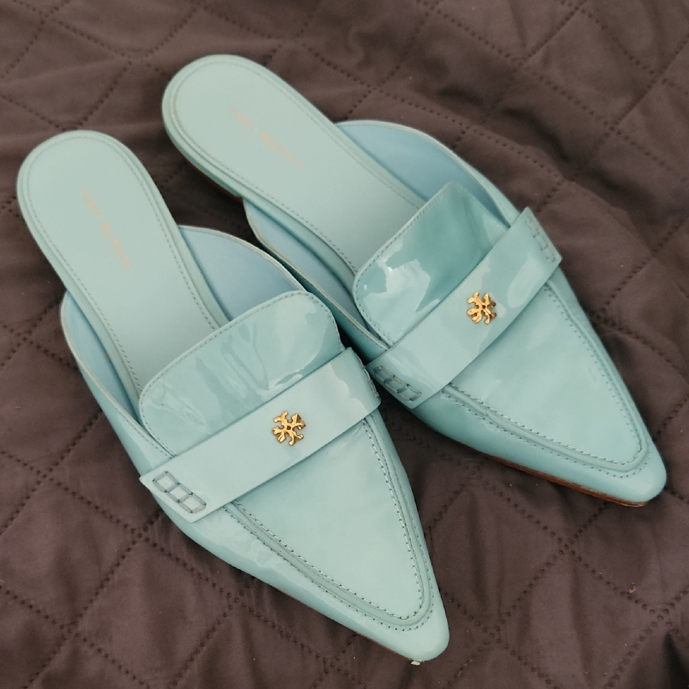 Tory Burch Logo Plaque Slip-On Loafers, Size 8.5